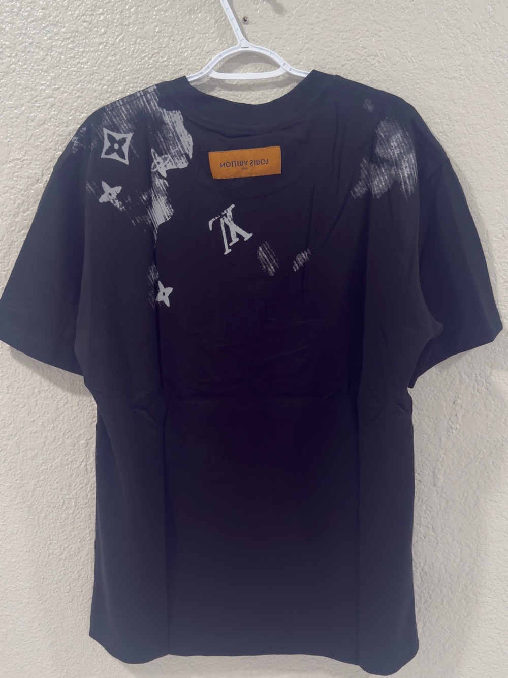 Louis Vuitton Black T-Shirt with White Monogram Graphic - Picture 3 of 4